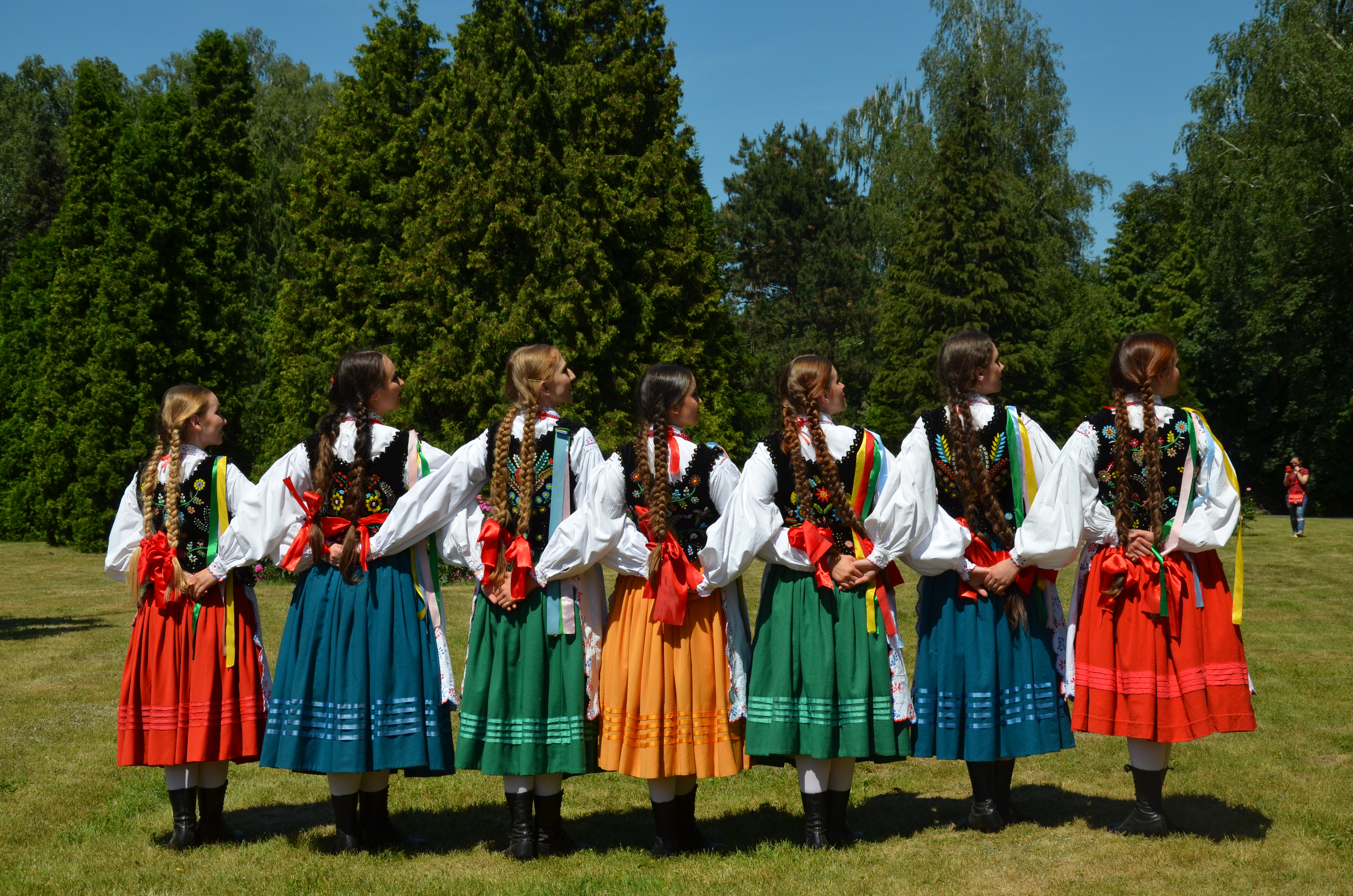 ACADEMIC SONG AND DANCE ENSEMBLE "KUJON" 